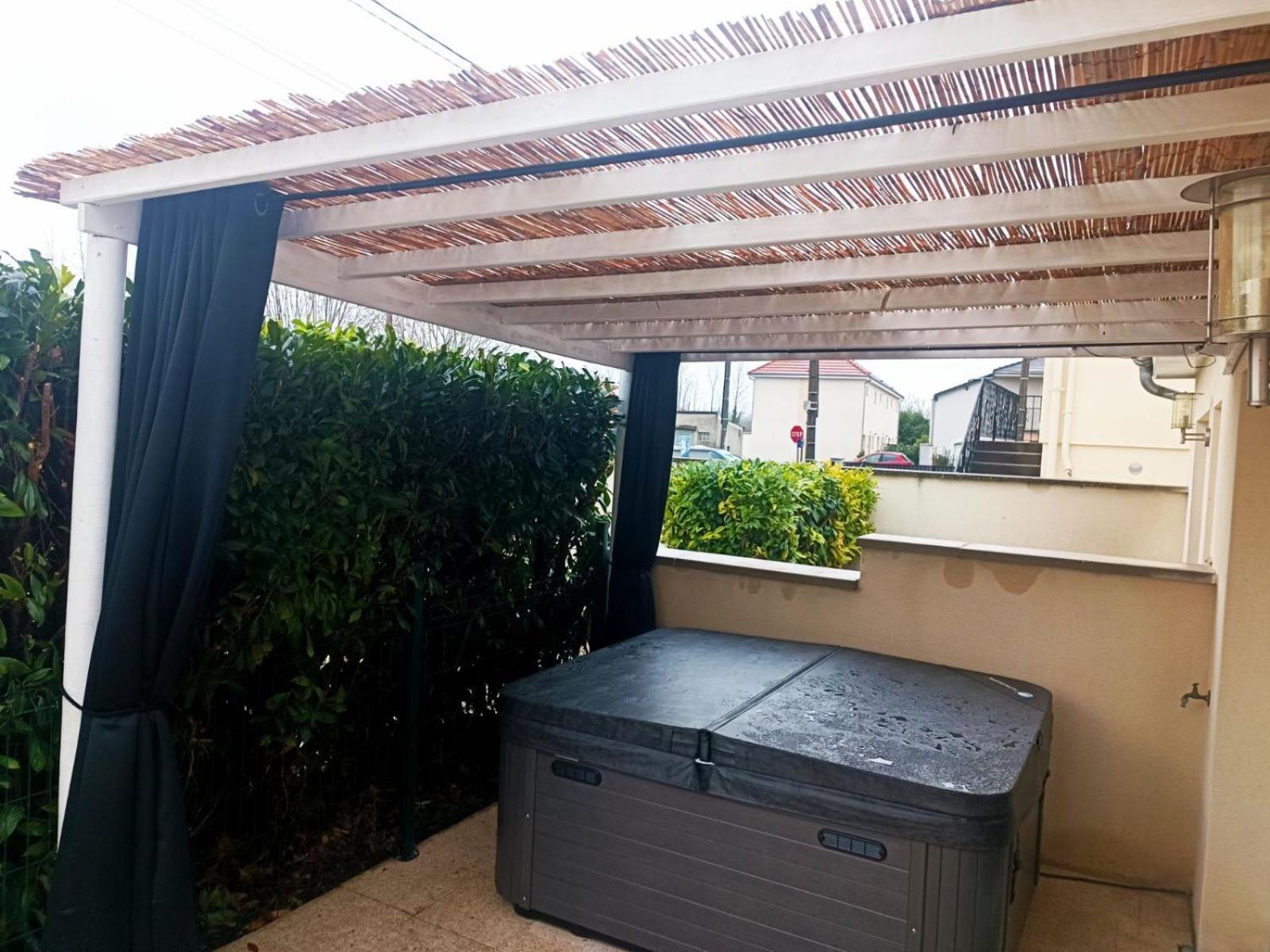 Cocon Romantique Avec Jacuzzi Exterieur *